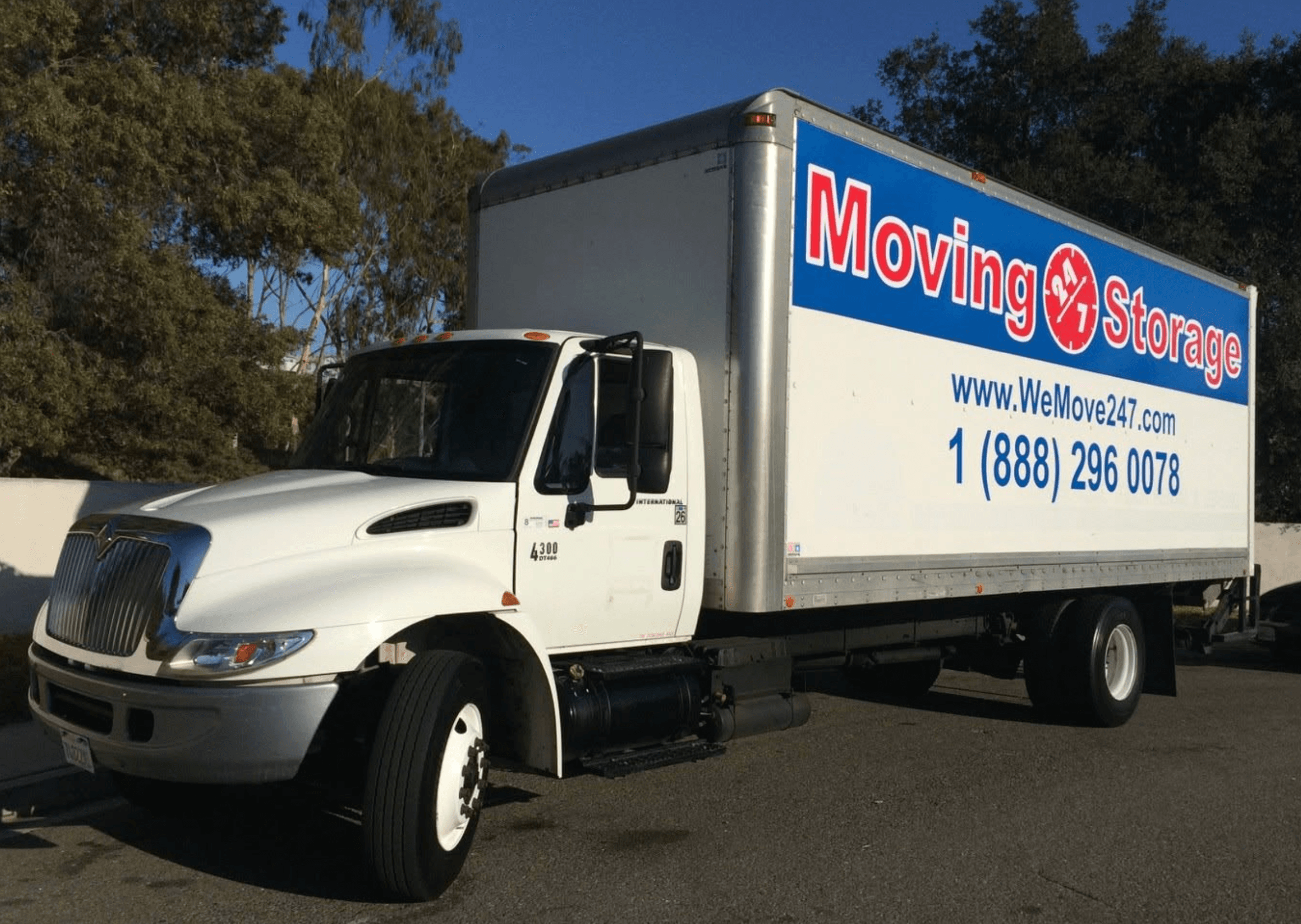 24/7 Moving and Storage moving truck
