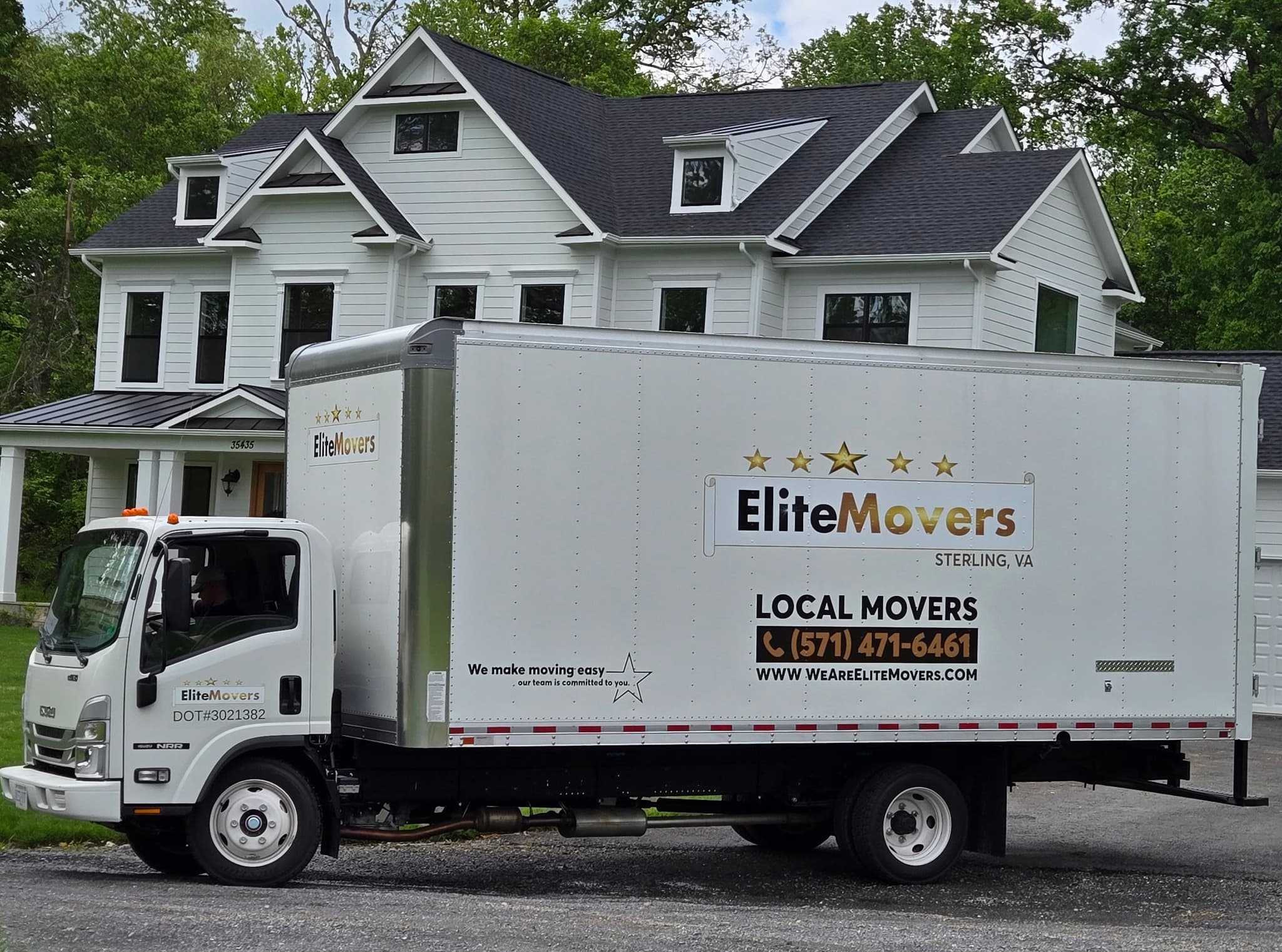 Elite Movers LLC moving truck
