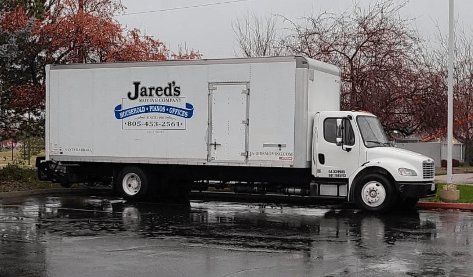 Jared's Moving moving truck