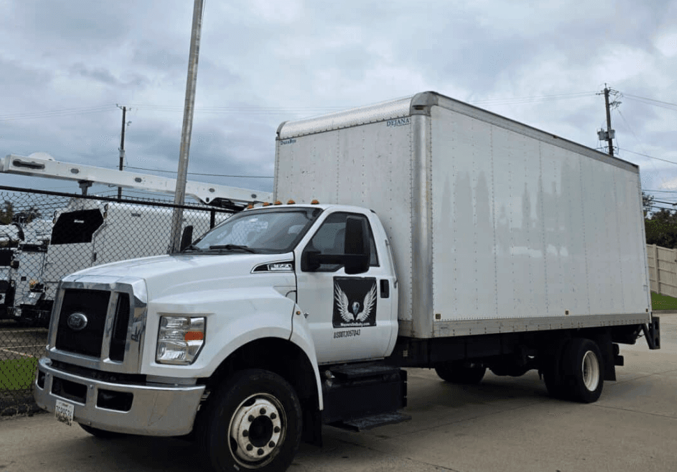 Movers On Duty US LLC moving truck